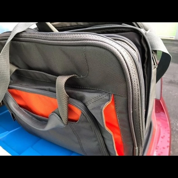 Bags - Picture 4 of 5